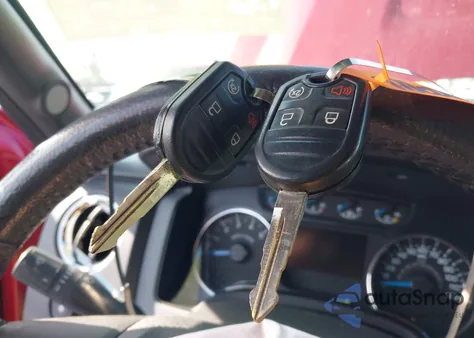 2013 Ford F-150 Xlt z USA, uszkodzony, nr VIN 1FTFW1EF5DFA36930